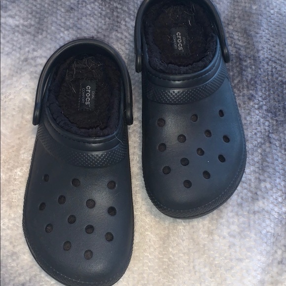 sherpa lined crocs